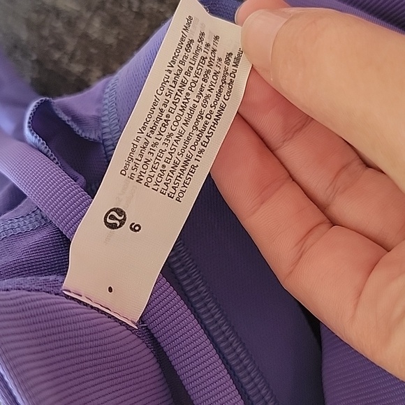 Lululemon - Ribbed Back-Twist Yoga Bra Light Support, C/D Cup - Charged Indigo - Picture 8 of 9